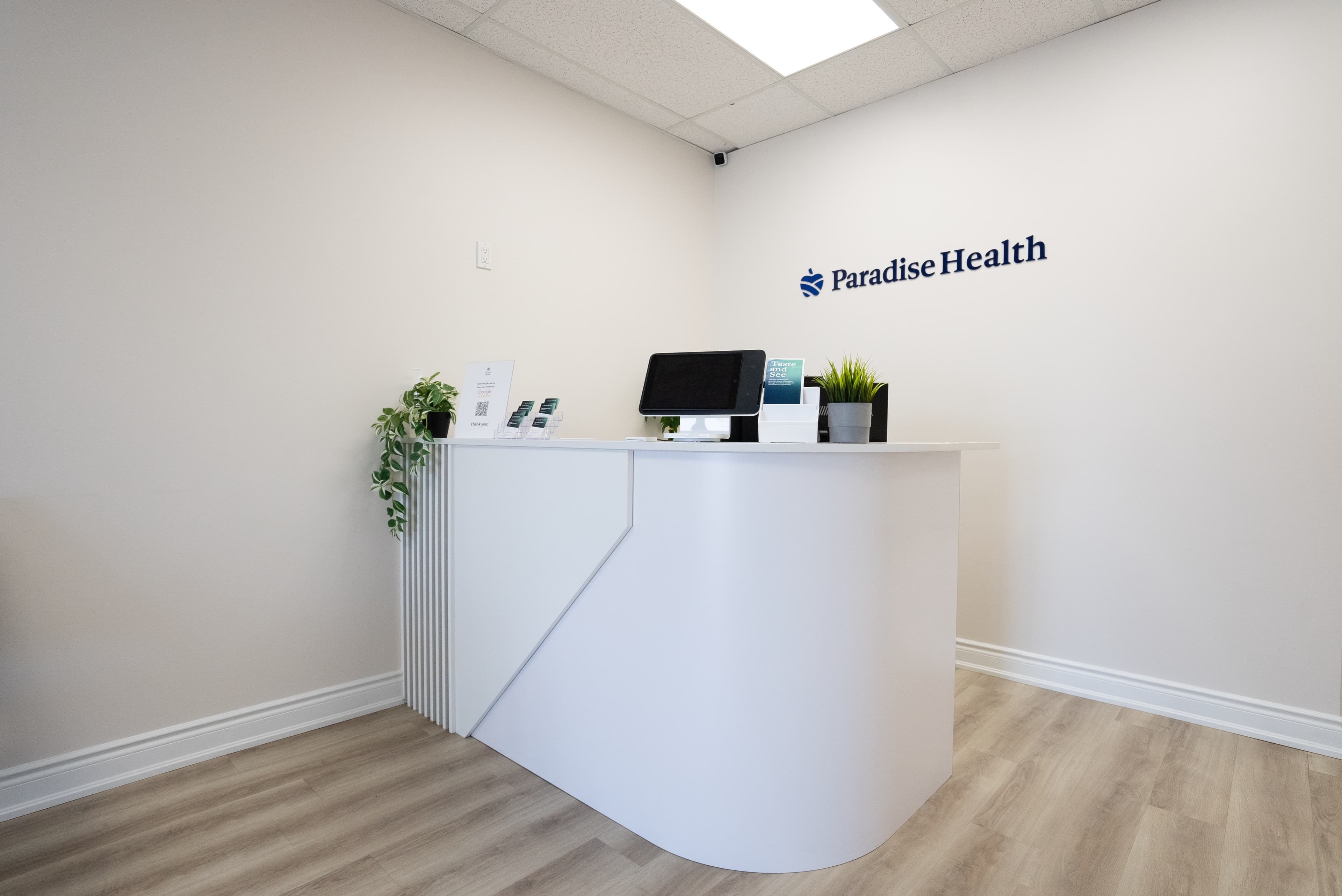 Paradise Health Clinic logo