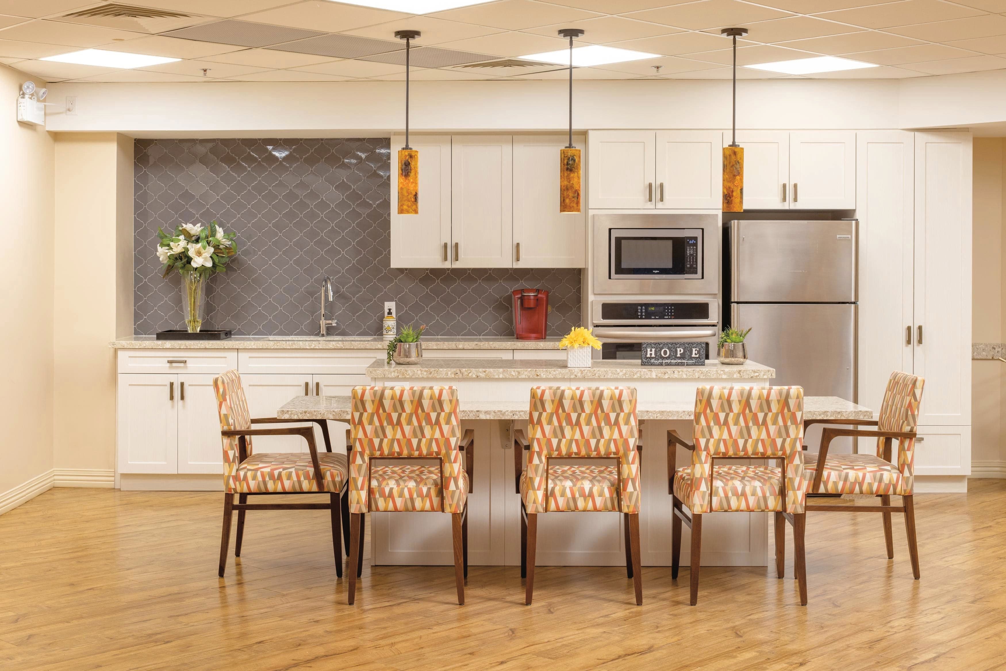 Venvi Royal Marquis Retirement Living gallery image 2