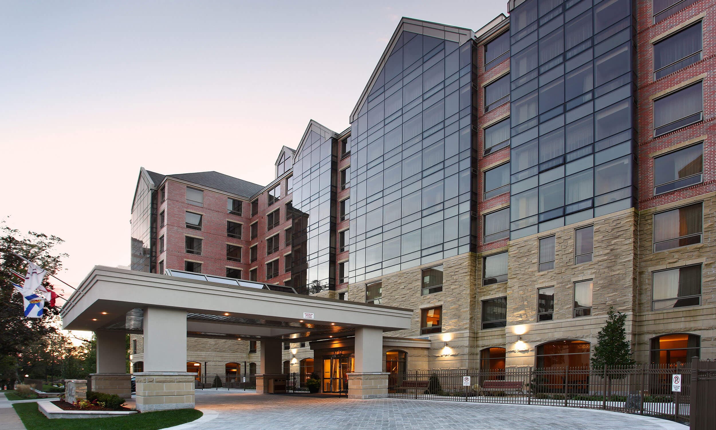 Parkland At The Gardens logo