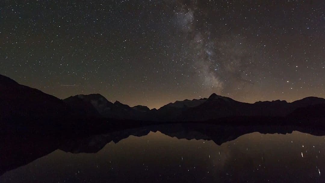 K.W. Hypnotherapy Center logo