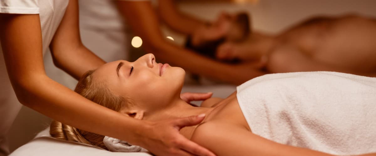 Wooden Oasis Spa logo