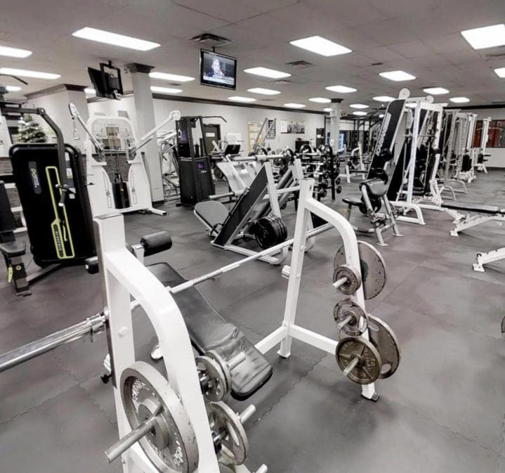 Zgym | Cours de groupe | Entrainement privé | club de course | Bar santé | Gym à Longueuil gallery image 2