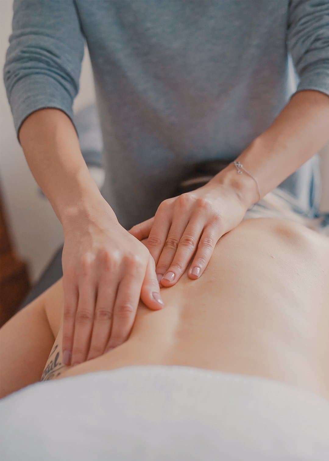 Dr. Katie Au - Toronto Burlington Oakville Active Release Technique, Chiropractor, Acupuncturist, Graston gallery image 4