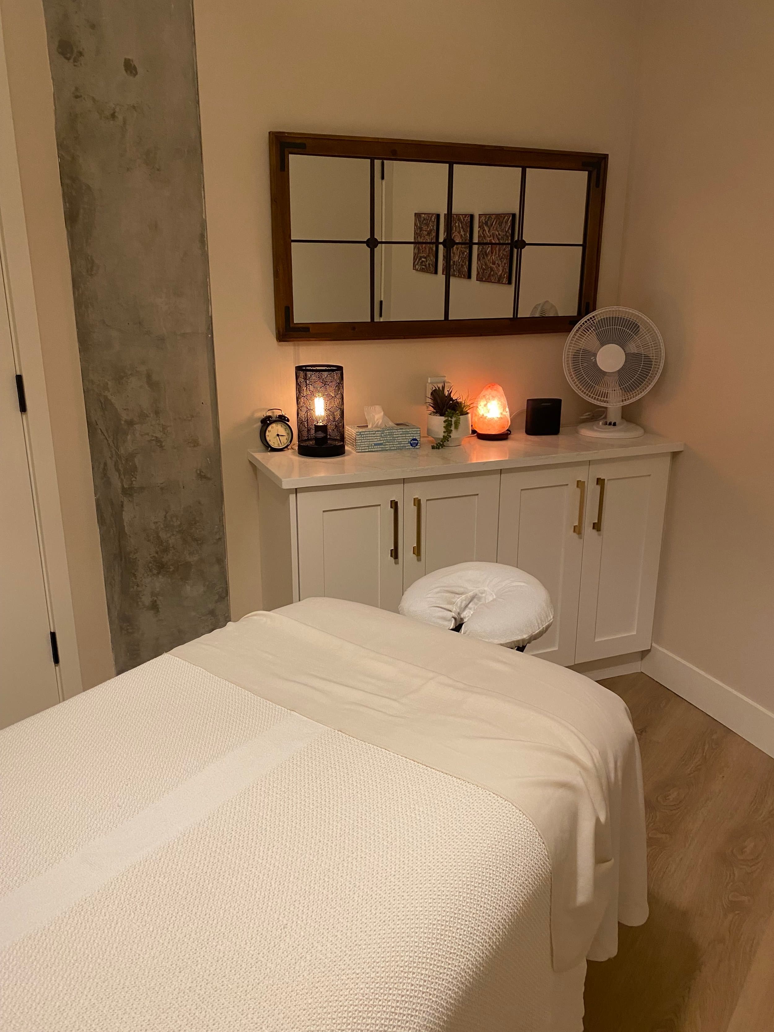 White Oaks Massage & Wellness gallery image 3