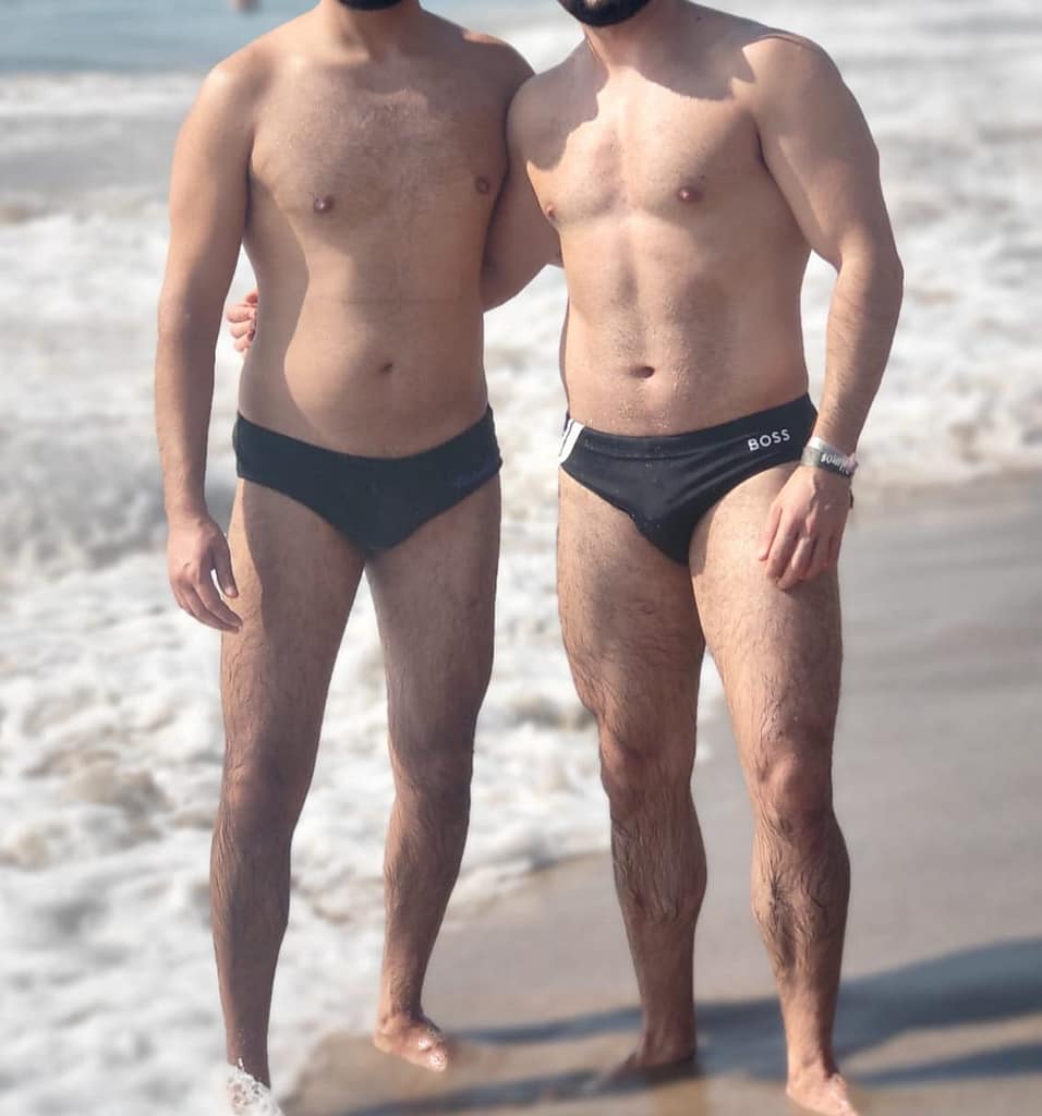 Four Hands For Men gallery image 2