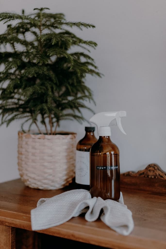 Les Mauvaises Herbes gallery image 4